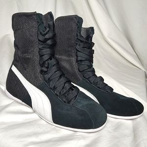 Puma Eskiva Hi Womens Size 8.